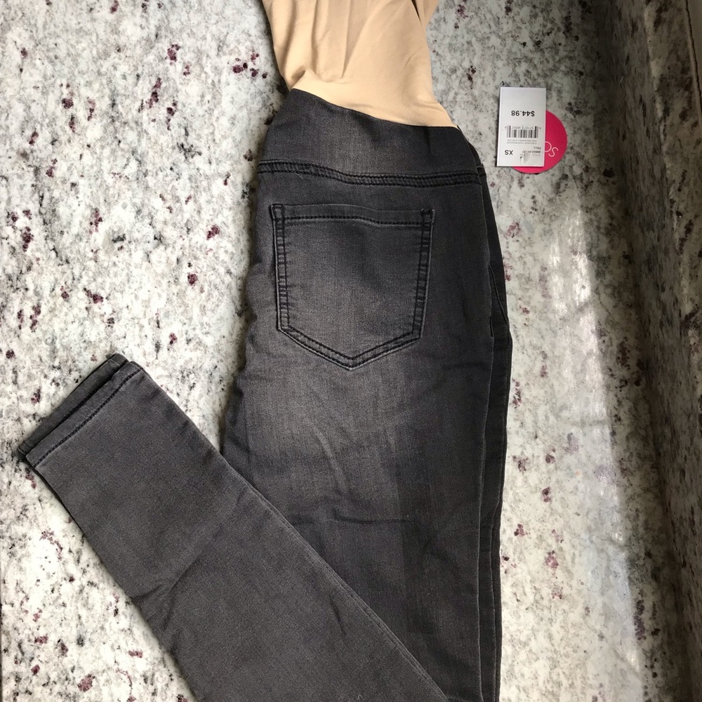 Motherhood Maternity skinny jeans, gray size xs